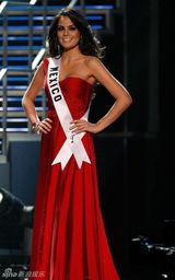 组图：墨西哥小姐当选2010环球小姐 比赛中大秀性感