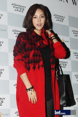 组图：韩星朴诗妍Bada等精装出席首尔时装展