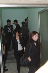 组图：邓光荣头七祭奠仪式 张学友陈宝珠等好友出席