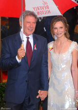 高清组图：哈里森-福特携女友卡丽斯塔亮相红毯