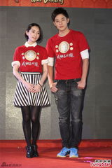 组图：澎恰恰导演《铁狮玉玲珑》进军贺岁档