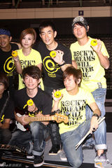 组图：任贤齐跳小薇版nobody 自夸舞技堪比杰克逊