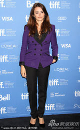 《Twice Born》发布会 佩内洛普-克鲁兹甜笑亮相