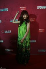 组图：藏歌会启动晚会星光熠熠 宁静动情献歌