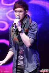 组图：张敬轩疑患流感隔离 巫启贤拒再收徒