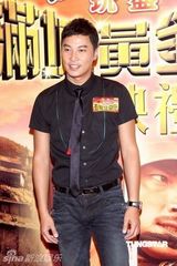 组图：《蜡笔小新》首映 蓝燕曝感情事仍有下文