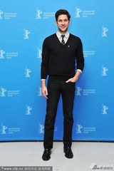 组图：《应许之地》发布会 马特-达蒙人气高