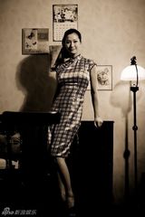 组图：马赫遥曝光百变写真 宜古宜今气质优雅