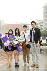 组图：快男左立与90后女友甜蜜生活照曝光