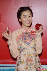 组图：郑少秋《流氓皇帝》翻拍 马国明不惧绯闻