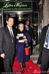 组图：杨紫琼玩低调 “铁娘子”梅丽尔现身受追捧