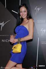 组图：杨恭如拍剧感情空白 孙耀威不拍亲热照