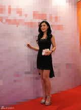 组图：陈廷嘉优雅亮相时尚活动 戛纳归来受追捧