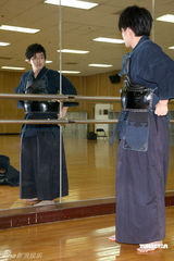 高清图：林宥嘉受柯南影响学习剑道 重温儿时记忆