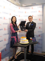 组图：章子怡柏林庆生