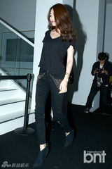 组图：尹恩惠Tiffany等众星亮相时尚活动