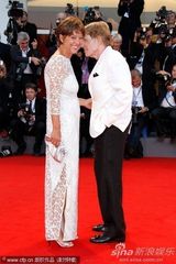 组图：罗伯特雷德福白衣潇洒 希亚-拉博夫黑装帅气