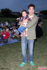 组图：赵又廷否认高圆圆怀孕 承诺结婚会公开