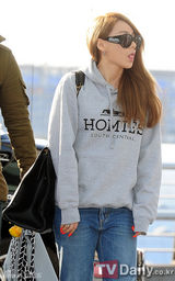 组图：《音乐中心》登泰国 SHINee闪耀2NE1酷帅