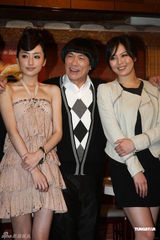 组图：《鸡排英雄》票房亮眼 蓝正龙赖皮不裸奔