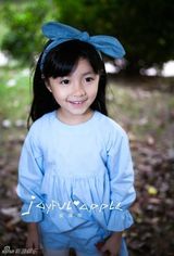 组图：5岁小萝莉走红微博 小天使萌化网友心