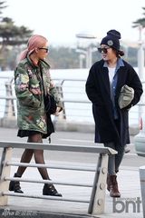 组图：韩团T-ara与SPEED共赴柬埔寨办演唱会