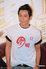 组图：TVB艺人宣传新剧 吴卓羲欢迎张馨予赴港发展