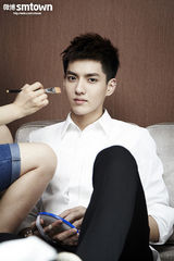 高清组图：EXO录快本幕后花絮照卖萌耍酷