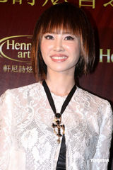 幻灯图集：蔡依林愿侯佩岑遇见好姻缘