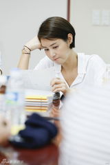 《继承者们》剧本排练 李敏镐邻家金宇彬有型