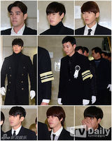 组图：SJ利特送别至亲悲痛欲绝 始源等团员抬棺