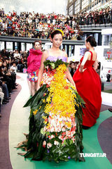 组图：蔡淑臻化身花神 身材曼妙分享走秀感受