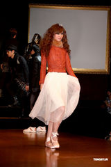 组图：隋棠率领名模竞演 装扮性感“杀手女王”