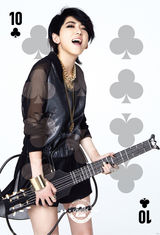 组图：刘忻变身摇滚范儿 将朋克进行到底