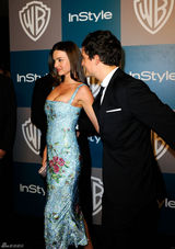 高清组图：奥兰多帅气亮相娇妻米兰达爆乳性感