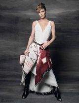 组图：你秀恩爱我自赏 德普前女友变短发帅T