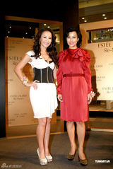 组图：李玟明年与外籍男友完婚 想找代母生宝宝