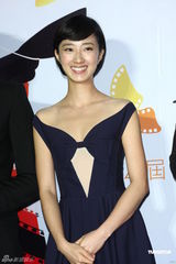 组图：张孝全首夺台北电影奖影帝 张榕容二度封后