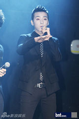 组图：韩团WonderBoys首亮《Ta-Dah》制作发布会