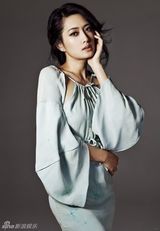 组图：孟广美写真显熟女气质 眼神冷艳魅惑十足