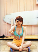 组图：后藤真希夏日海边写真 清凉泳装大秀性感