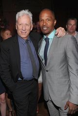 组图：《惊天危机》纽约首映 李安现身助阵