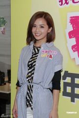 组图：阿Sa(蔡卓妍)郑伊健时隔十年再演情侣