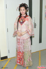 组图：刘丹望媳妇杨幂来港产子 陈山聪否认欠债