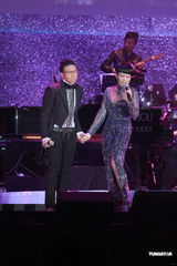 组图：陈洁仪赵增熹合作音乐会 林子祥苏永康掀高潮