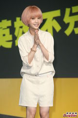 组图：杨丞琳代言忆亡父 强忍悲痛直呼没事