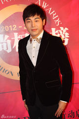 组图：《风尚志》七周年 霍汶希懒回应锋菲复合