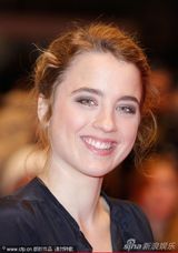 组图：《简-曼斯菲尔德的车》首映 主创齐亮相