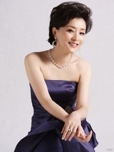 组图：揭哥大女神浪漫面纱 有人苦读有人交际