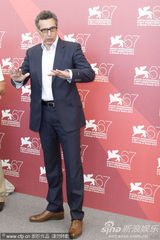 高清图：影片《激情》记者会 克里斯蒂安娜大派香吻